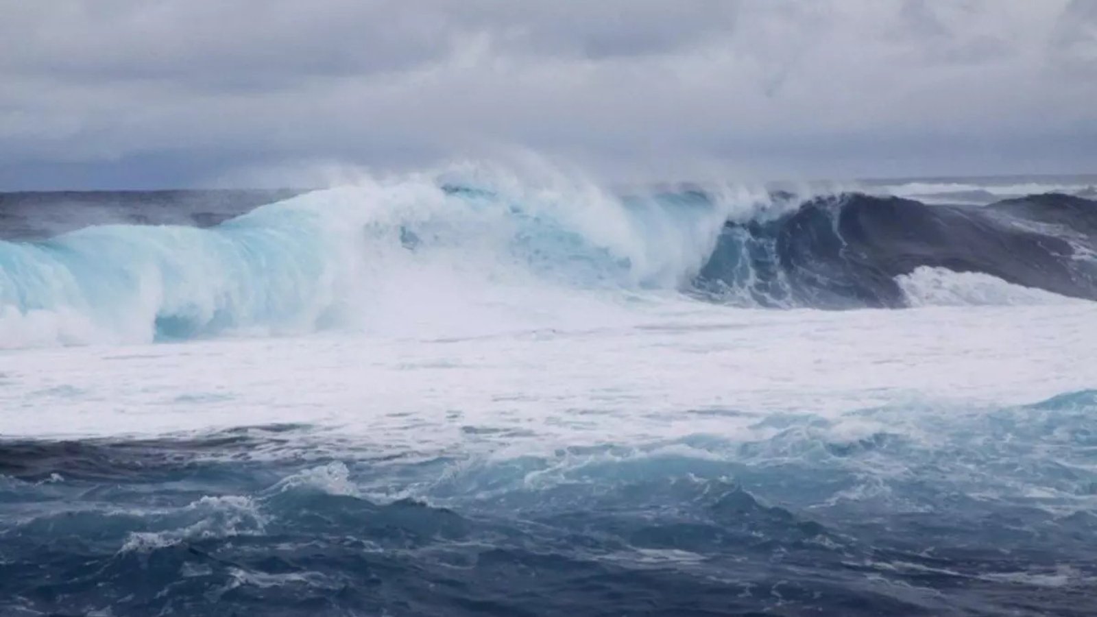El tiempo hoy 10 de septiembre en España: la zona mediterránea en aviso por fuertes tormentas y oleaje