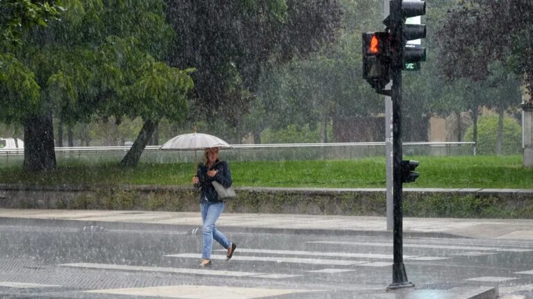 El tiempo hoy 8 de septiembre en España: bajada generalizada de las temperaturas en el norte con lluvias