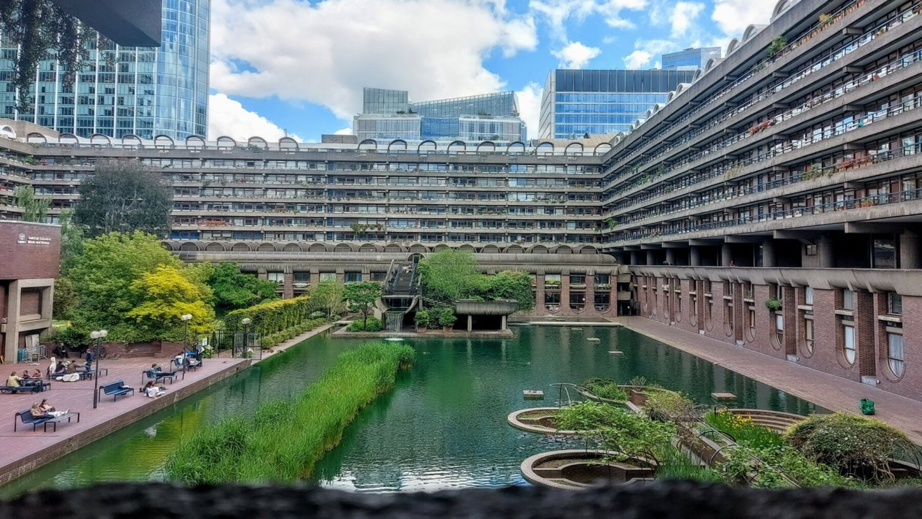 Las plantas del Barbican colonizan los hogares de Londres
