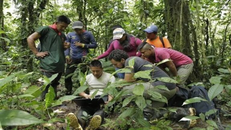 Sharamentsa Viva y monitoreo comunitario de biodiversidad en la Amazonía ecuatoriana