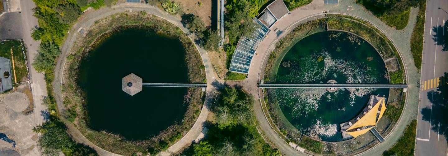 Vista aérea de una depuradora de agua