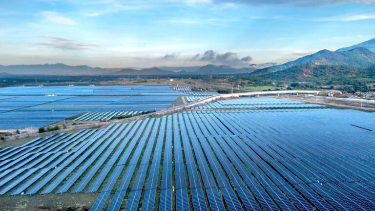 COP31: China pide abordar las barreras comerciales a las tecnologías verdes.