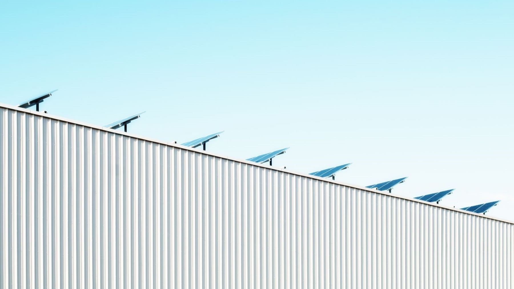 Servidores de centros de datos sujetos a la propuesta española de requisitos energéticos y ambientales.