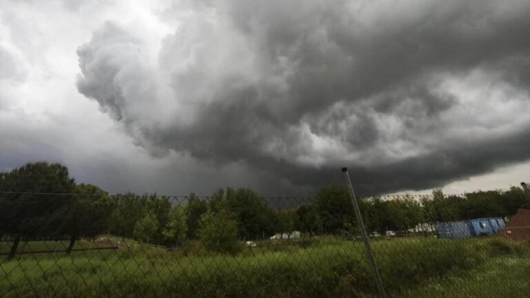 El tiempo hoy miércoles 7 de octubre en España: se complica la jornada con lluvias y tormentas