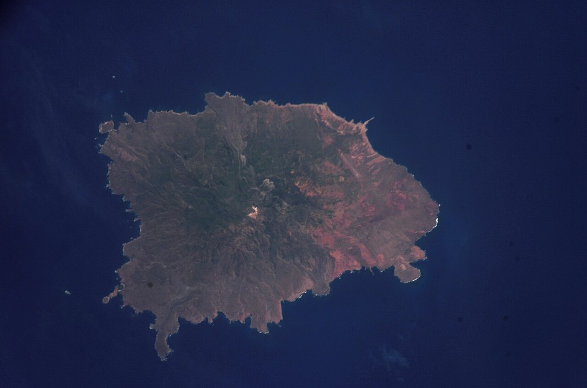Vista aérea de la isla Socorro en el Pacífico mexicano fotografiada desde la Estación Espacial Internacional