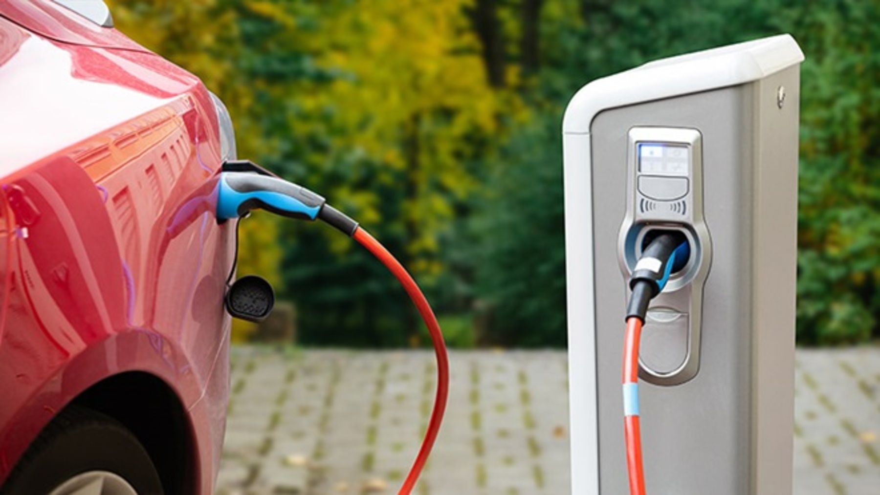Puntos de recarga de acceso público para vehículos eléctricos en España